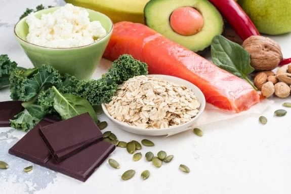 Είκοσι τροφές που αυξάνουν φυσικά την εγκεφαλική και πνευματική σας απόδοση